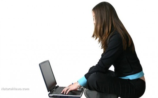Girl-Sitting-Computer-Laptop