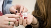 Teenagers-Sharing-Pills-Drugs